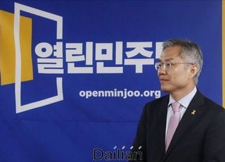 '피고인+비교섭' 최강욱, 법사위 배정은 희망사항에 불과? 최 "설마"