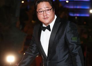 곽도원 측 "스태프 폭행설은 해프닝, 12일 촬영 재개"
