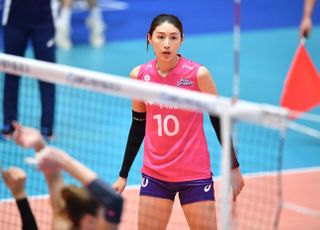 정상 궤도 향하는 김연경, 더 강력해지는 흥국생명