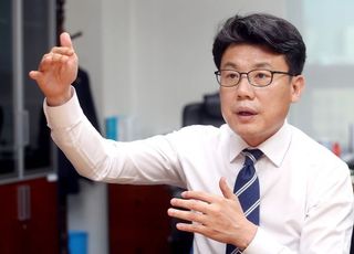 진성준 "홍남기 참으로 경솔…언행 신중하시라"