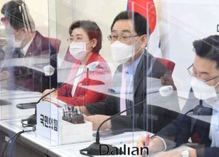 주호영 "추미애 구하려고 '검찰·국방부·권익위' 국가기관 3개 망가져"