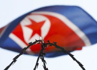 국방부 "북한, 우리 국민에게 총격 가하고 시신 불태워"