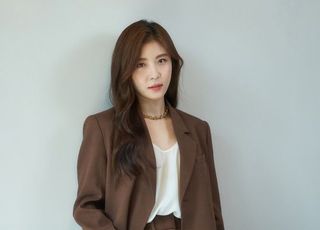 [D:인터뷰] '담보' 하지원 "처음 아빠라 불렀을 때, 내 마음도 떨려"