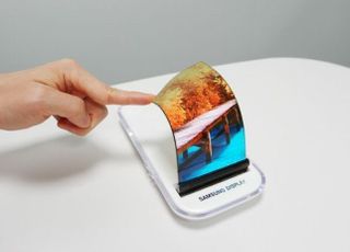 삼성D·LGD, 화웨이 제재 ‘실보다 득’…스마트폰 OLED 호령