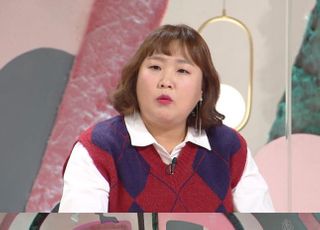 '펫 비타민' 강아지 홈트 방법 공개…혈자리 마사지까지