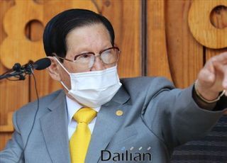 “차라리 죽는 것이 편할 것 같다”…신천지 이만희 보석허가 호소