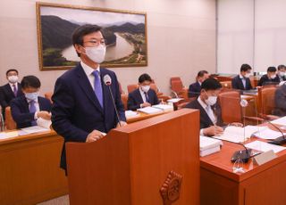 &lt;포토&gt; 예산안 제안설명하는 문성혁 해양수산부 장관