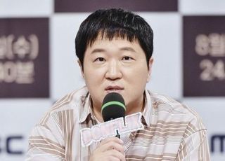 정형돈, 활동 중단 "불안장애 심각해져, 치료 전념할 것"