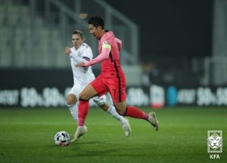 ‘스태프 추가확진’ 한국-카타르전 정상 개최...기회 잡은 벤투호