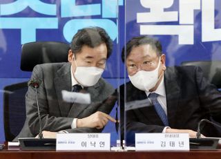 가덕도신공항 없는 서울, 민주당 '부동산 실패' 대응 고민