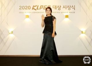 최혜진, 3년 연속 KLPGA 대상 위업...김효주 5관왕