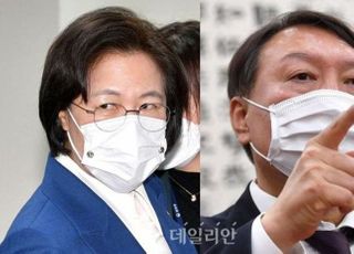 "역겨워" "더 역겨워"…정치권에 불어 닥친 '역겨움' 논쟁