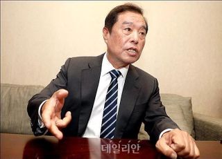 '친구' 노무현과 영 다른 '문의 침묵'…김병준·원희룡 '일침'