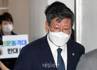 [데일리안 여론조사] 국민 절반 "이용구 합류한 윤석열 징계위는 불공정"