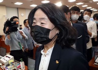 [데일리안 오늘뉴스 종합] 윤미향, 와인파티 날 SNS에 "거리두기" 강조…기막힌 '내로남불', "공산주의 북한 묵인하나"…미국 20선 의원, 대북전단금지법 비판 등