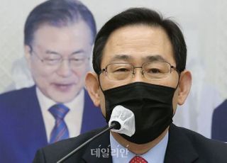주호영 "윤석열 끌어내리려는 민주당의 찌질한 작태…자멸 자초할 것"