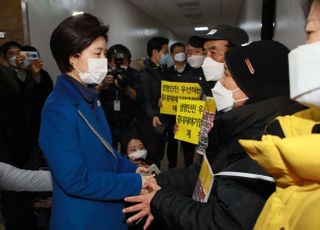 &lt;포토&gt; 법사위 법안심사소위 앞에서 중대재해처벌법 제정 호소하는 단식농성단