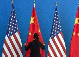미국은 중국을 때리고, 중국은 마윈을 때린다