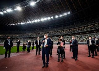 IOC 바흐 위원장 “도쿄올림픽, 자랑될 것”...일본 긴급사태선언 초읽기