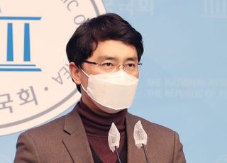 [속보] '비서 성폭행 의혹' 국민의힘 김병욱 탈당…"결백 밝히고 돌아올 것"