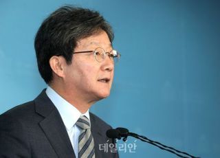 유승민 "文대통령 신년사에 희망 안 보여…국민 고통 해결책 없어"