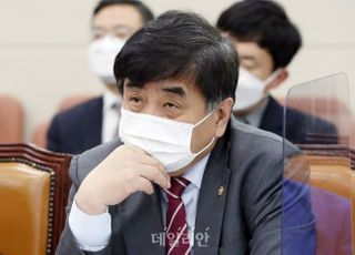 방통위, 지상파 중간광고 허용…60분 이상은 1편당 ‘2회’