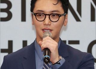 변요한, 사람엔터테인먼트와 재계약 체결…2014년 맺은 인연 이어간다