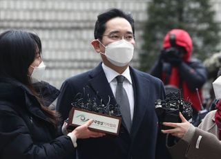 이재용 실형에 재계도 외신도 '충격'…"전쟁 중 장수가 사라졌다"