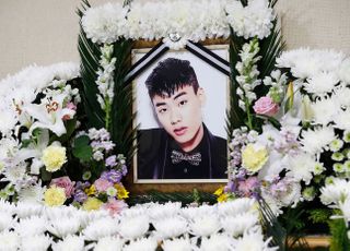 ‘추모’ 받지 못하는 래퍼 아이언의 죽음