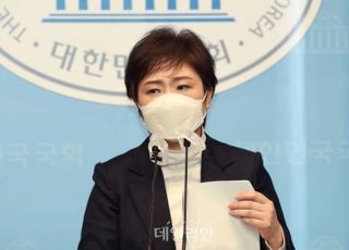 이언주 "후보 사퇴 고민 있었지만 좀 더 싸워나가기로"