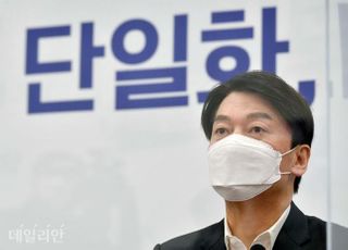 '아닌 땐 굴뚝에 연기'?…안철수, 국민의힘 입당 가능성