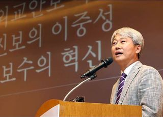 우원식 "감히 이적행위 운운"...김근식 "눈에 뵈는 게 없나?"