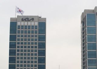 [특징주] ‘애플카 협력 중단’ 현대차 소폭 상승...기아차는 약세