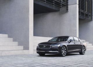 볼보, XC90 B6-XC60 B6 출시…최대 440만원 인하