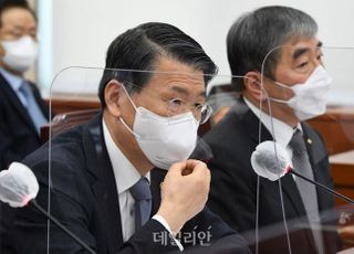 은성수 "공매도 금지 '한 달 반 연장' 정치적 고려 없었다"