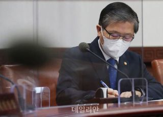 [속보] 변창흠 "LH 임직원 투기 의혹 관련해 깊은 사과"