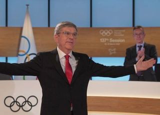 바흐 IOC 위원장, 연임 확정 “도쿄올림픽 개막식 7월23일!”