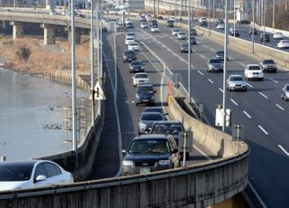 MG손보, 자동차보험료 2%↑…인상 확산될까 '촉각'