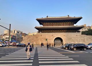 [서울 민심르포 ④서북권] "이번엔 정신 똑바로 박힌 사람이 됐으면"