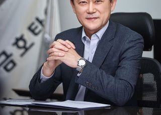 전대진 금호타이어 대표 사임…후임에 정일택 본부장