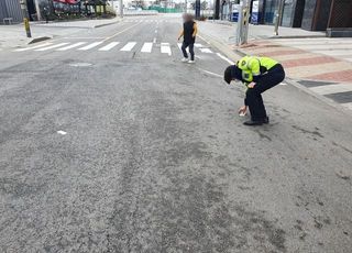 선결제 불만 품은 일본인, 韓 호텔서 창밖으로 현금 던져버렸다