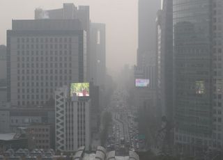 6년 만에 황사 경보…오늘(29일) 전국 황사·미세먼지 '몸살'