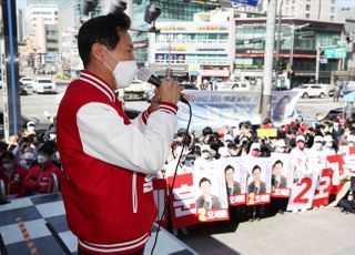 [4·7 재보선] "일자리 상황판, 당근마켓에  팔았나"...野, 朴 말고 文 정조준 왜?