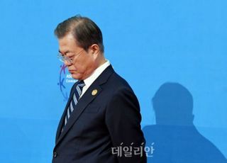 꺼진 불에 찬물까지…북한, 문정부 대북구상 걷어찼다