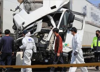 제주대 하교 시간에 트럭·버스 4중 추돌사고…3명 사망, 50여명 중경상