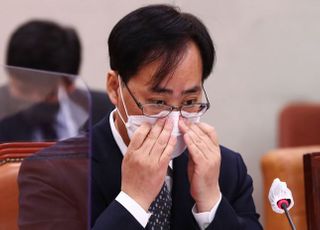 &lt;포토&gt; 박준영, 부인 도자기 불법 판매 의혹 사과 "사려 깊지 못한 처신"