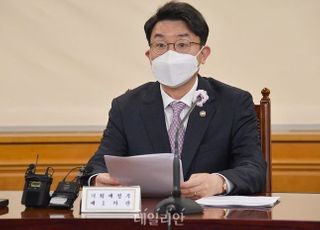 이억원 “미국 물가 상승 일시적…과도한 반응 불필요”