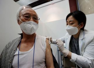 "백신 인과성 모호해도…" 중환자 의료비 지원 '최대 1천만원'