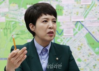 김은혜 "이준석, 여성의 보편적 두려움 모르는건지 못 본 척 하는지…"