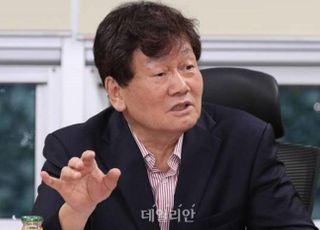 [단독]신한울 1호기 반대한 이병령 위원…힘 실리는 '원안위원장 제의설'